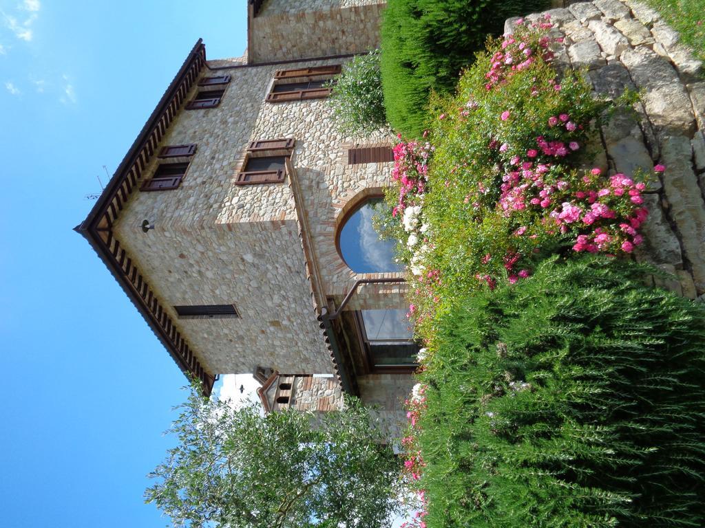 Agriturismo La Torraccia Todi Exterior photo