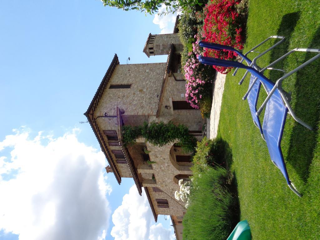 Agriturismo La Torraccia Todi Exterior photo